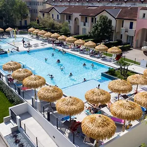 Apartament Quercia Lido Altanea